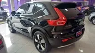 Volvo XC40 - Miniatura 4
