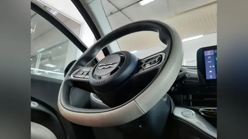 Fiat 500e - Imagem 9