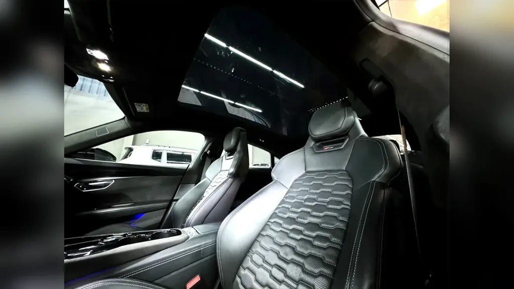 Audi Rs E-tron  GT - Imagem 17