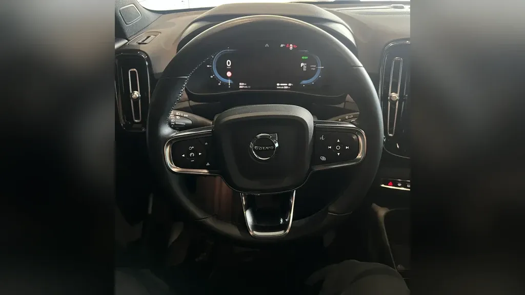 Volvo C40 Recharge - Imagem 7