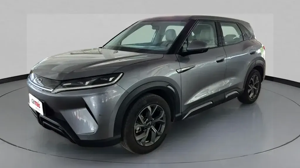 Foto de um byd yuan pro