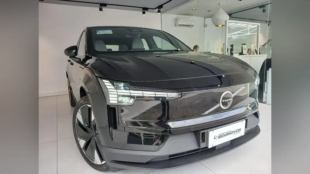 Volvo EX30 - Imagem 3