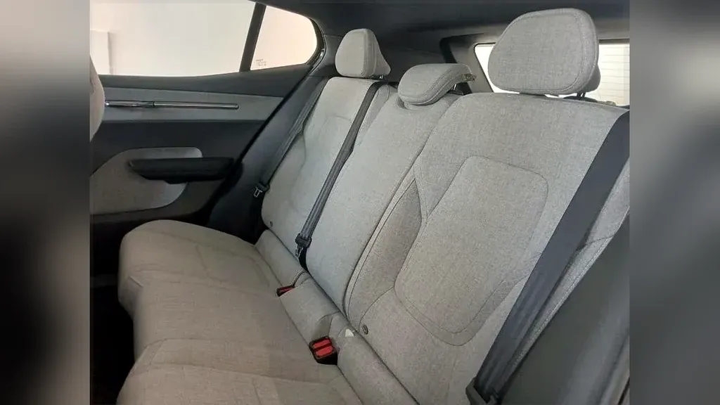 Volvo EX30 - Imagem 15