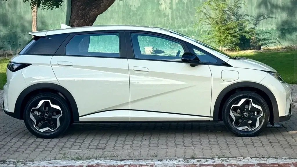 BYD Dolphin - Imagem 2