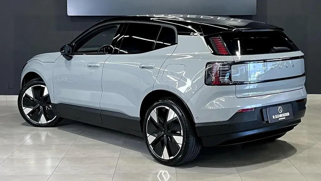 Volvo EX30 - Imagem 13