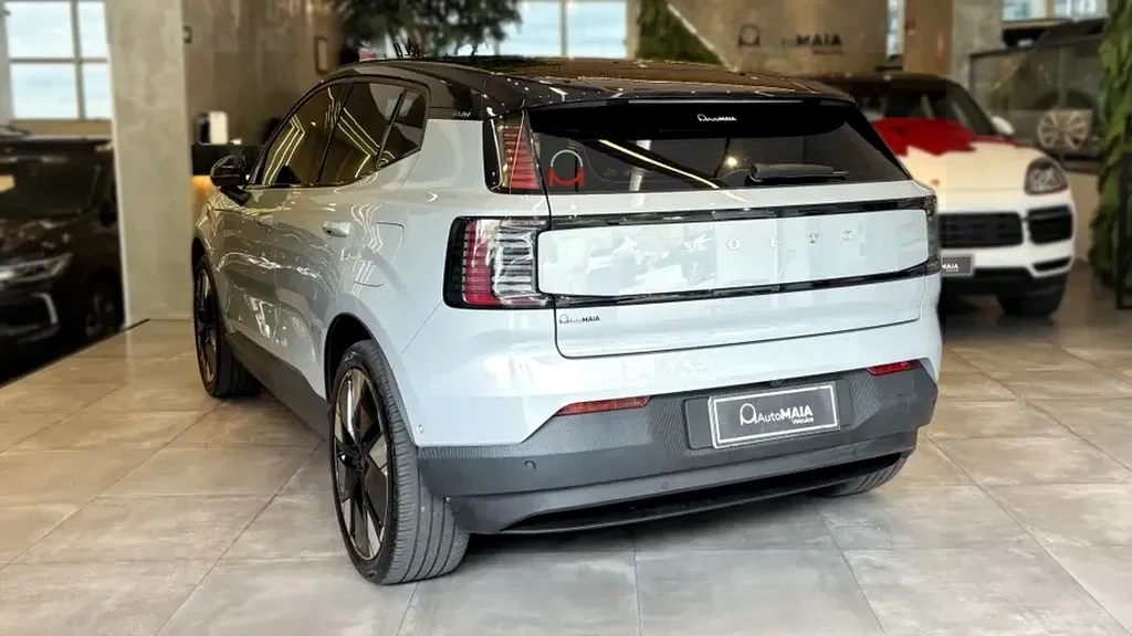 Volvo EX30 - Imagem 3