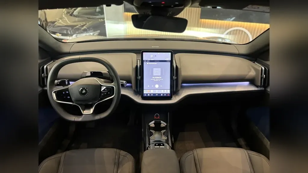 Volvo EX30 - Imagem 10