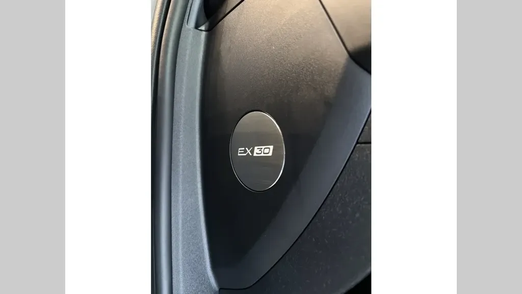 Volvo EX30 - Imagem 14