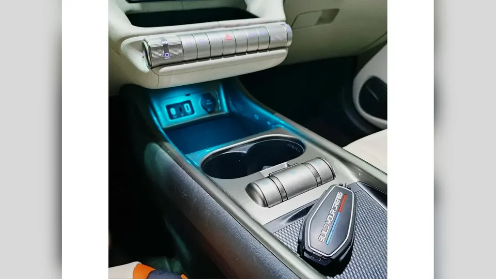 BYD Dolphin - Imagem 12