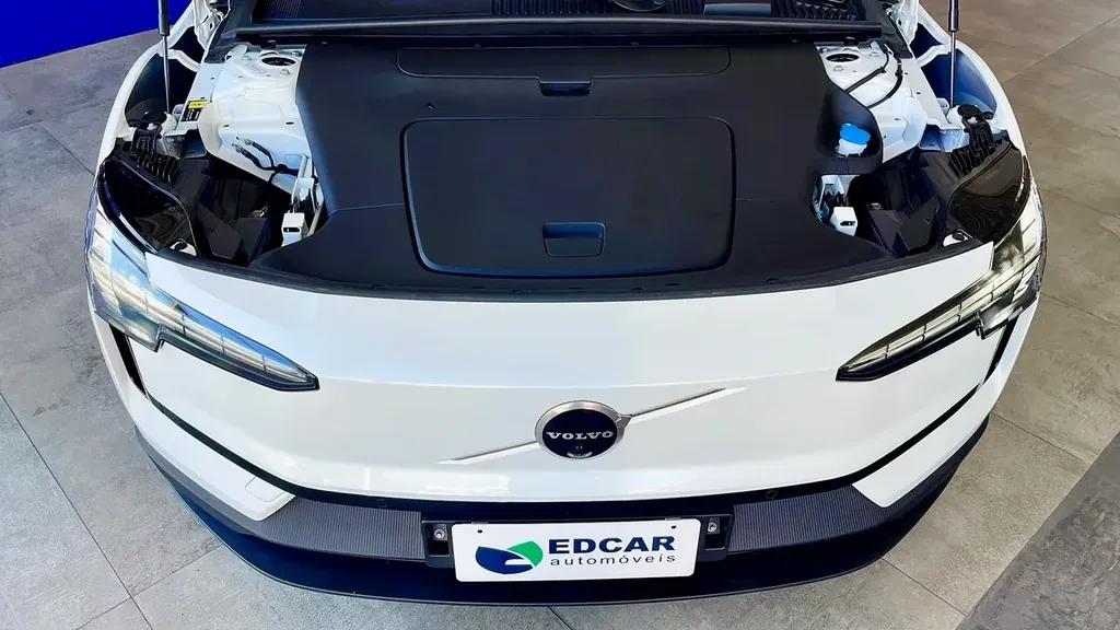 Volvo EX30 - Imagem 7