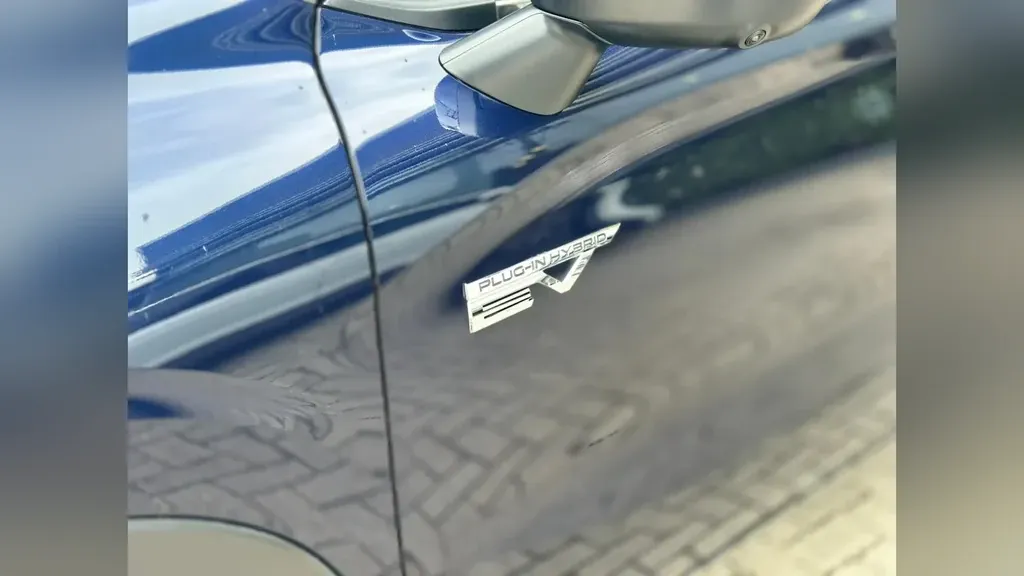 Mitsubishi Outlander - Imagem 8