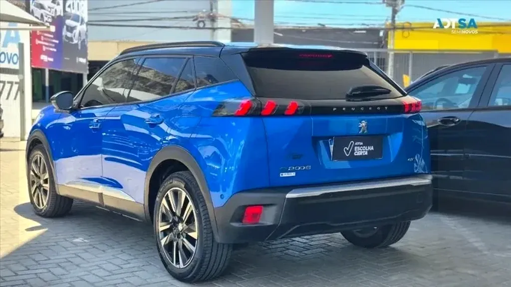 Peugeot E-2008 - Imagem 4