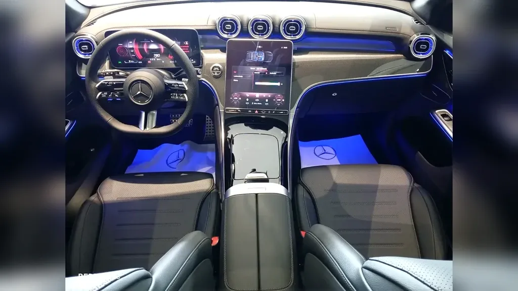 Mercedes Glc 300e - Imagem 4