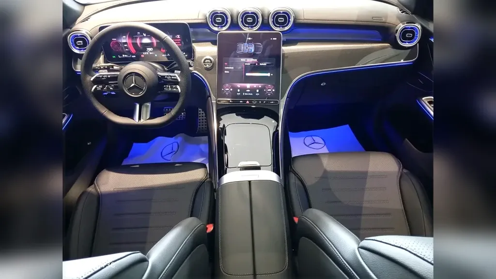 Mercedes Glc 300e - Imagem 7