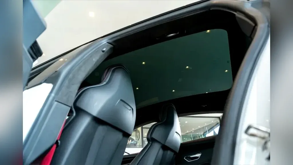 Audi Rs E-tron  GT - Imagem 14