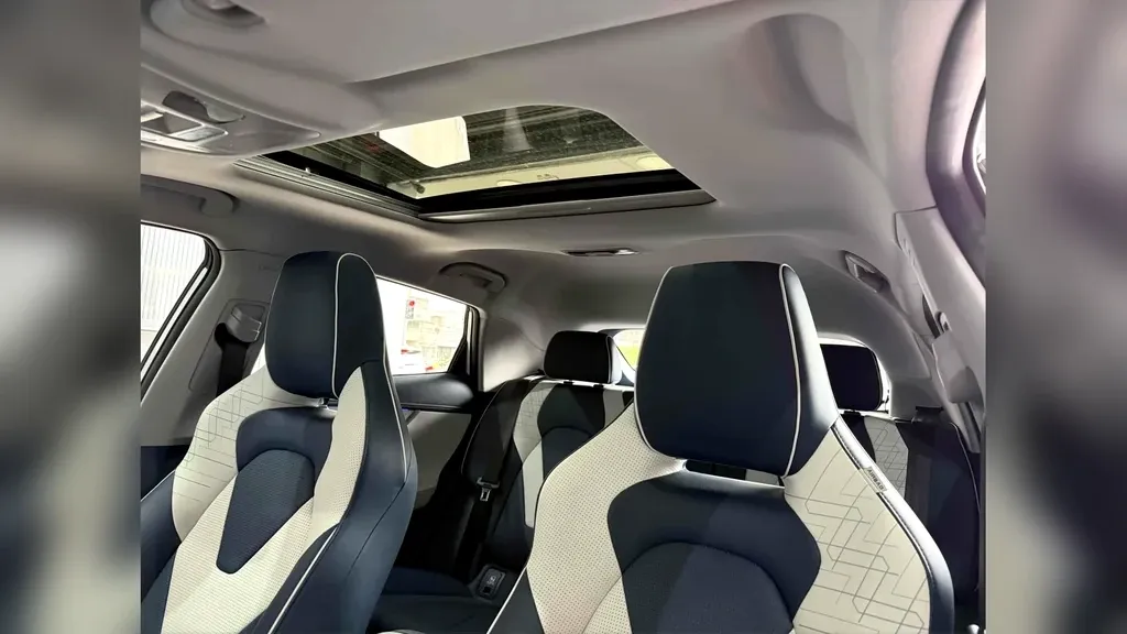 Omoda E5 - Imagem 11