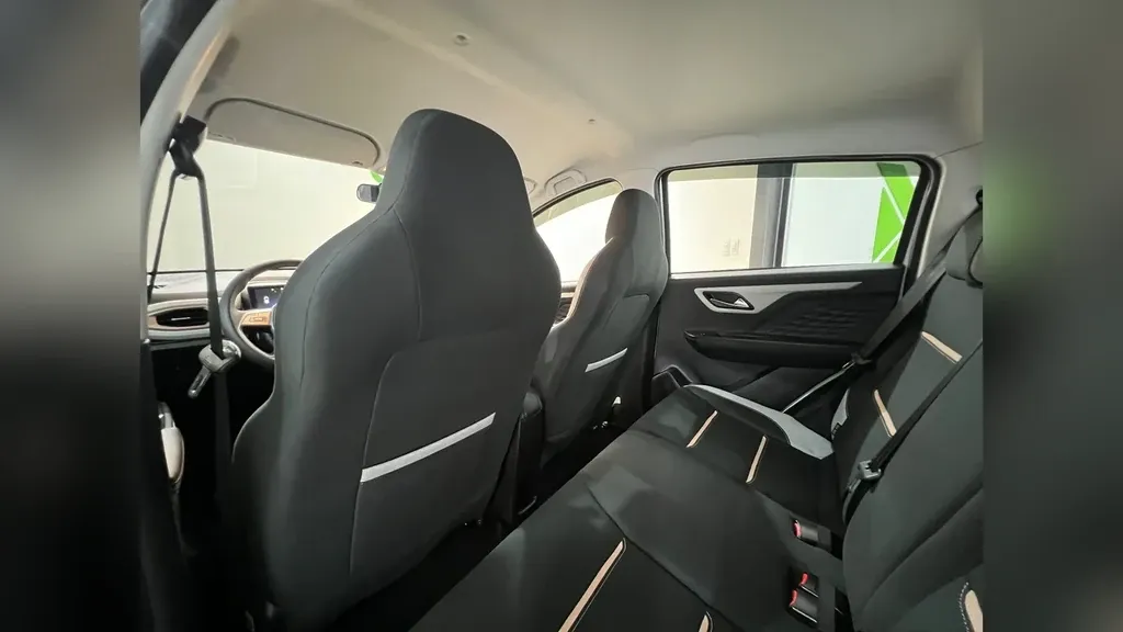 JAC E-JS1 - Imagem 13