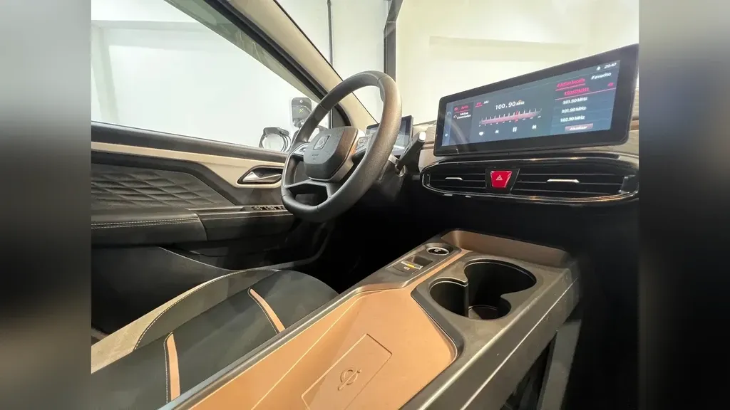 JAC E-JS1 - Imagem 18