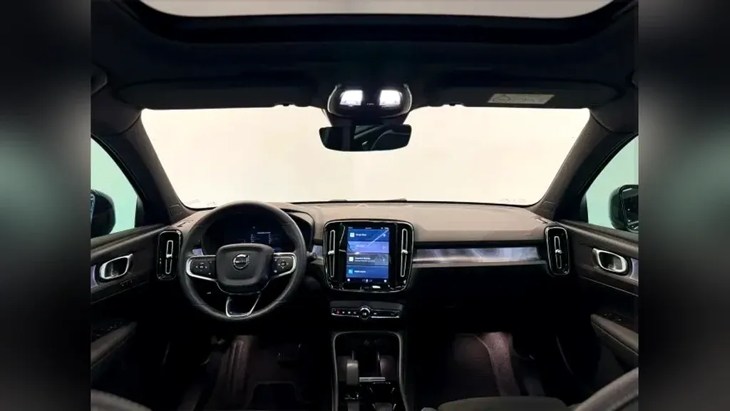 Volvo XC40 Recharge - Imagem 5