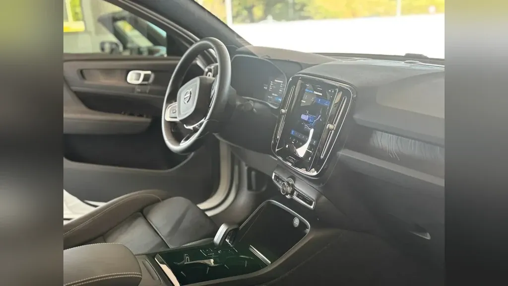 Volvo C40 Recharge - Imagem 5