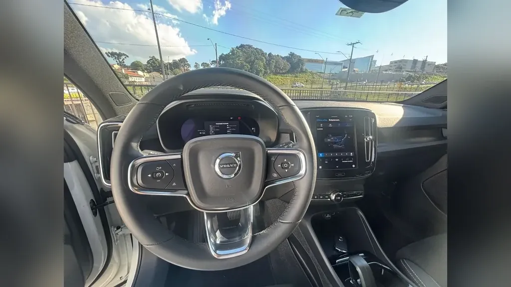 Volvo C40 Recharge - Imagem 6