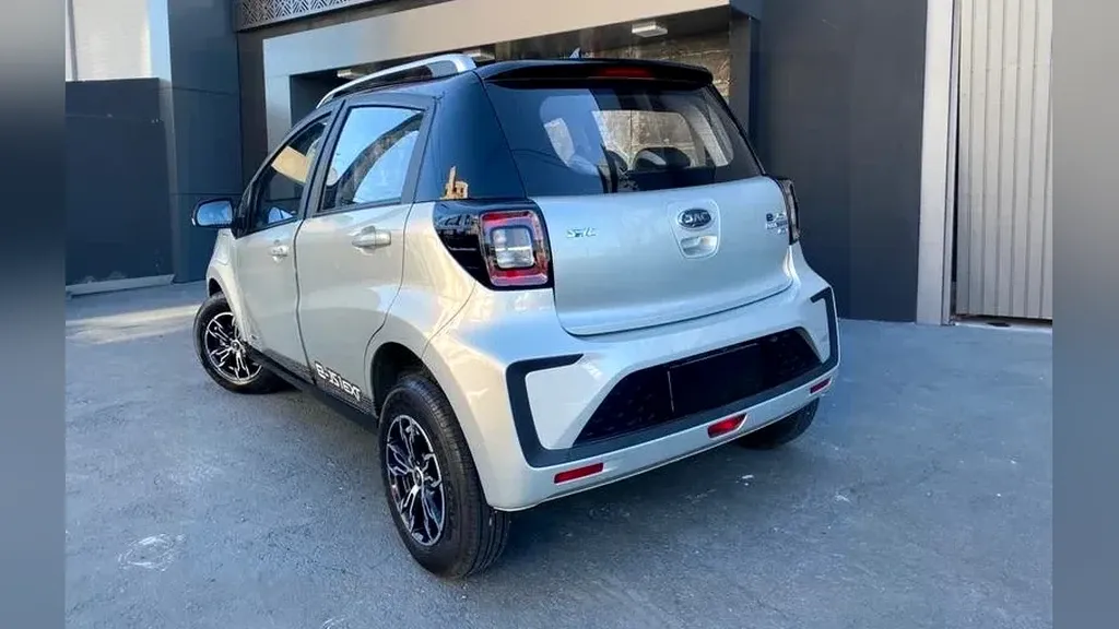 JAC E-JS1 - Imagem 2