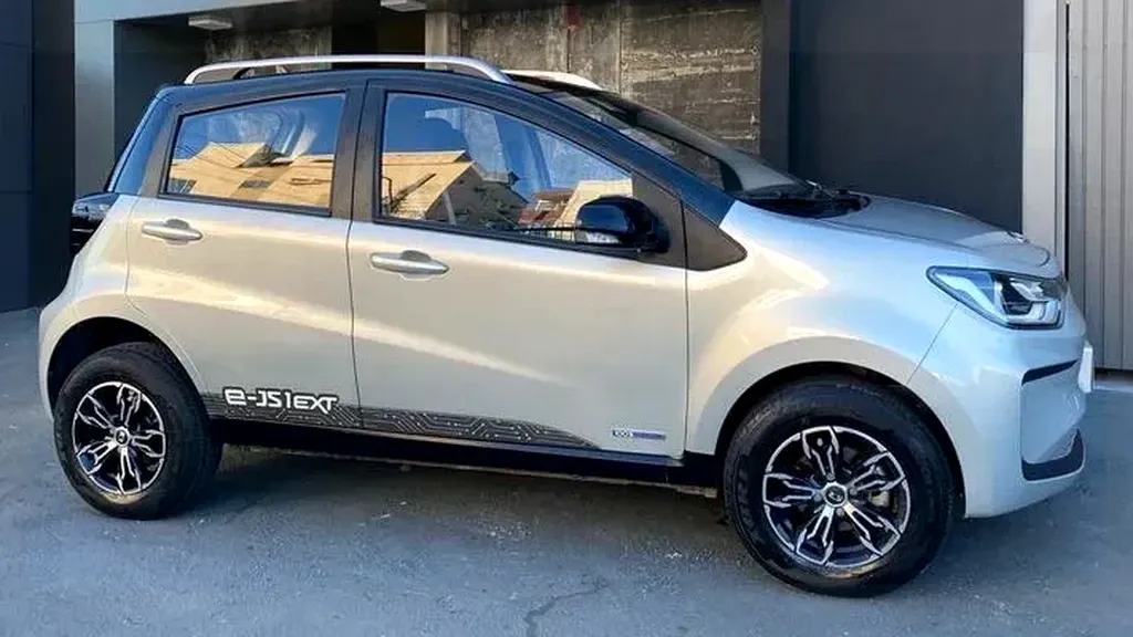 JAC E-JS1 - Imagem 5