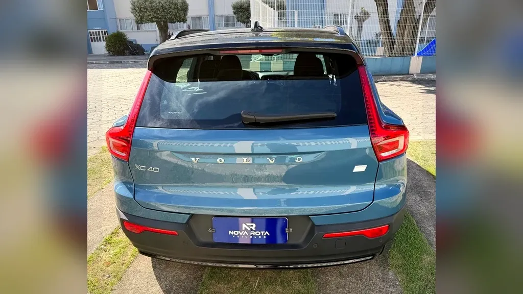 Volvo XC40 Recharge - Imagem 5