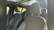 Volvo XC40 Recharge - Miniatura 11