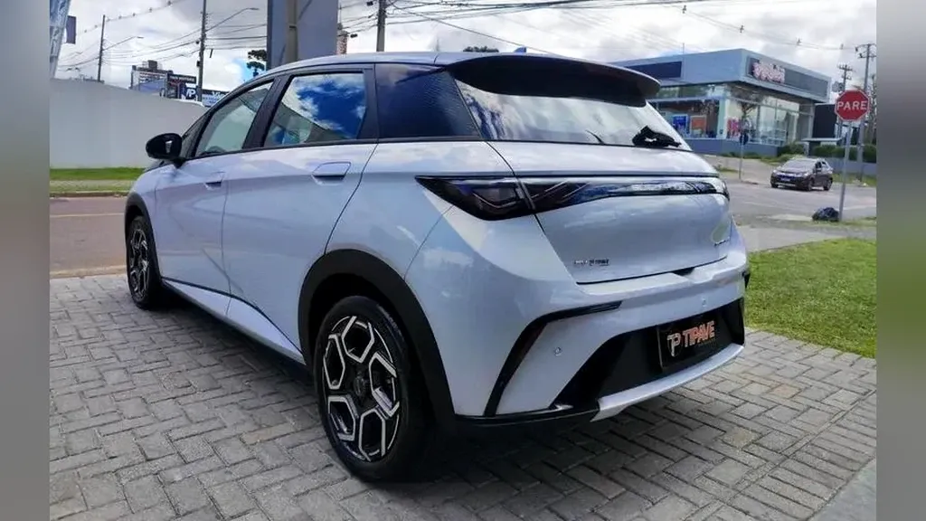 BYD Dolphin Plus - Imagem 4