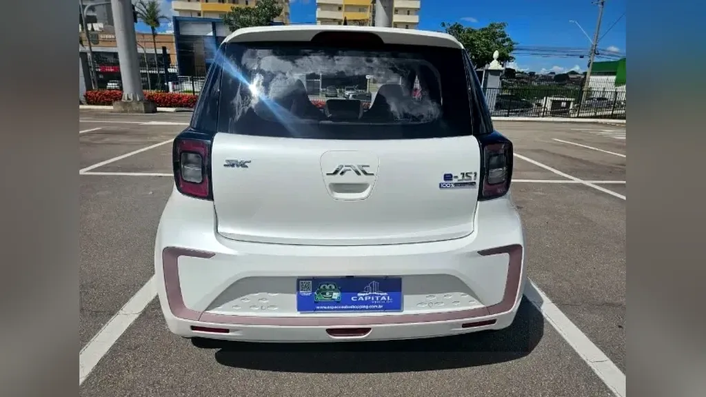 JAC E-JS1 - Imagem 11