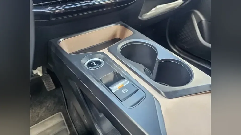 JAC E-JS1 - Imagem 14