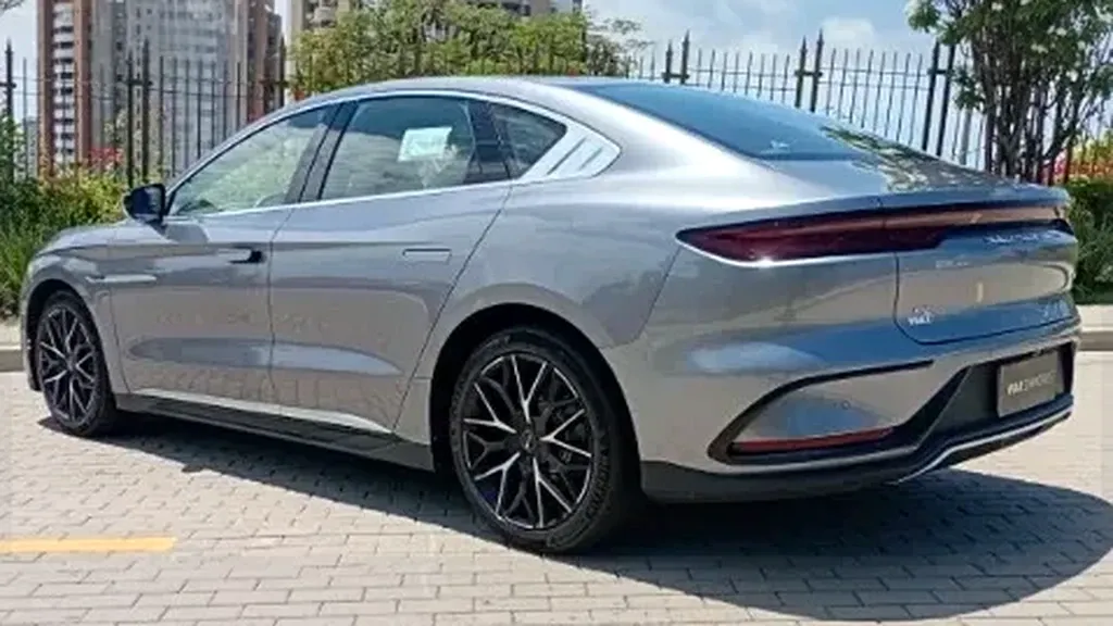 BYD Han - Imagem 6