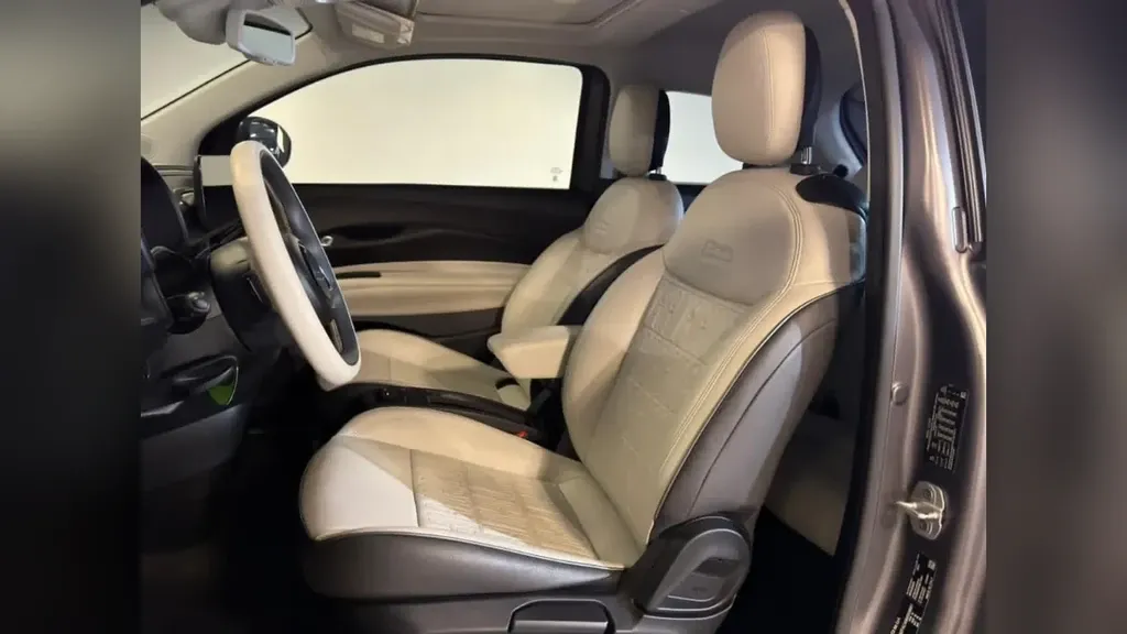 Fiat 500e - Imagem 13