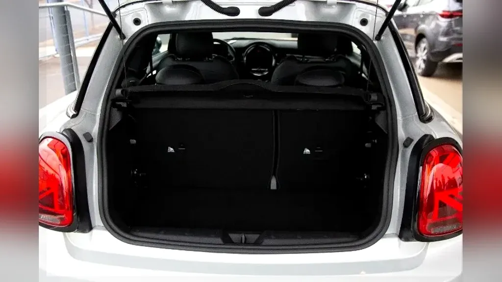 Mini Cooper SE - Imagem 10