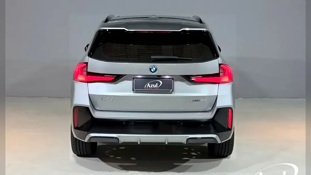 BMW IX1 - Imagem 5