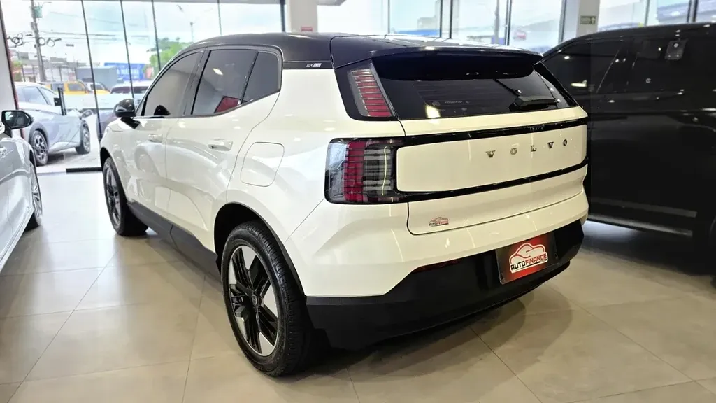 Volvo EX30 - Imagem 6