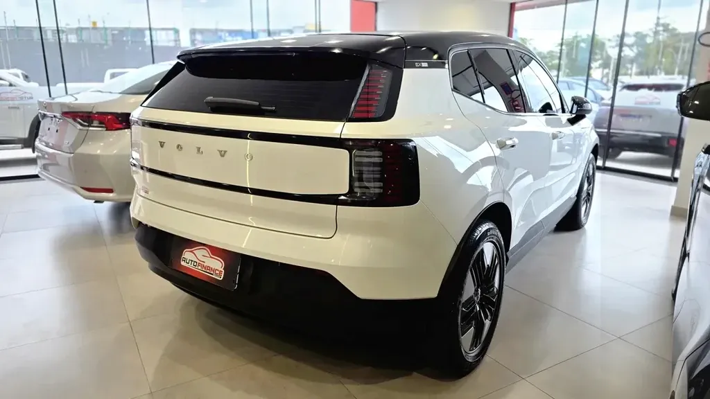 Volvo EX30 - Imagem 8