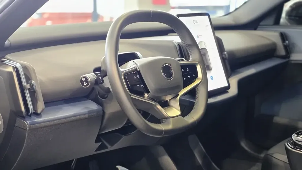 Volvo EX30 - Imagem 9