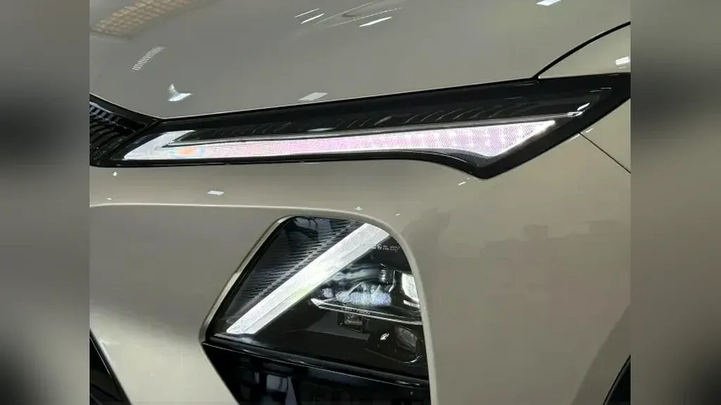 Chevrolet Captiva EV - Imagem 13