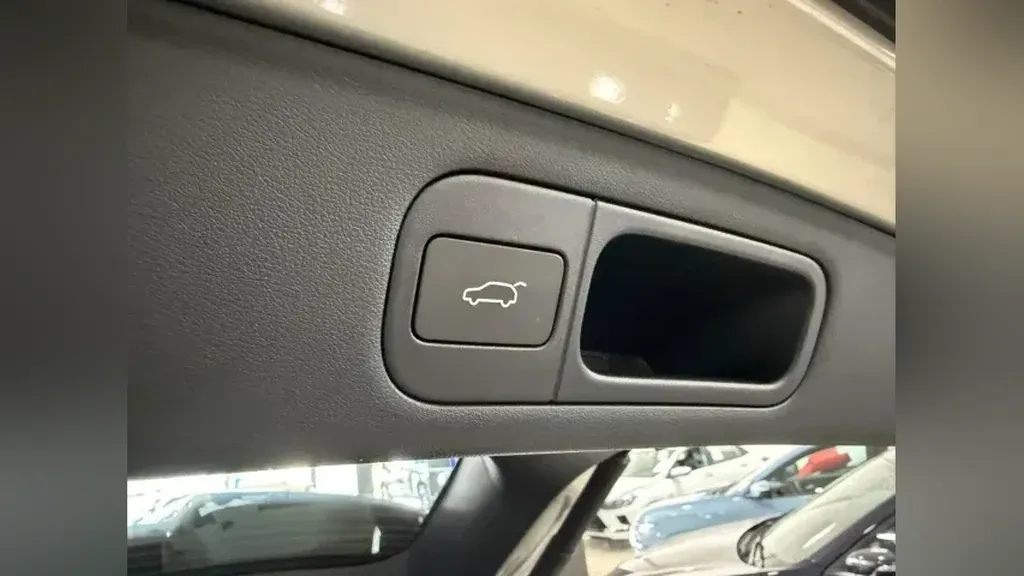 Chevrolet Captiva EV - Imagem 14