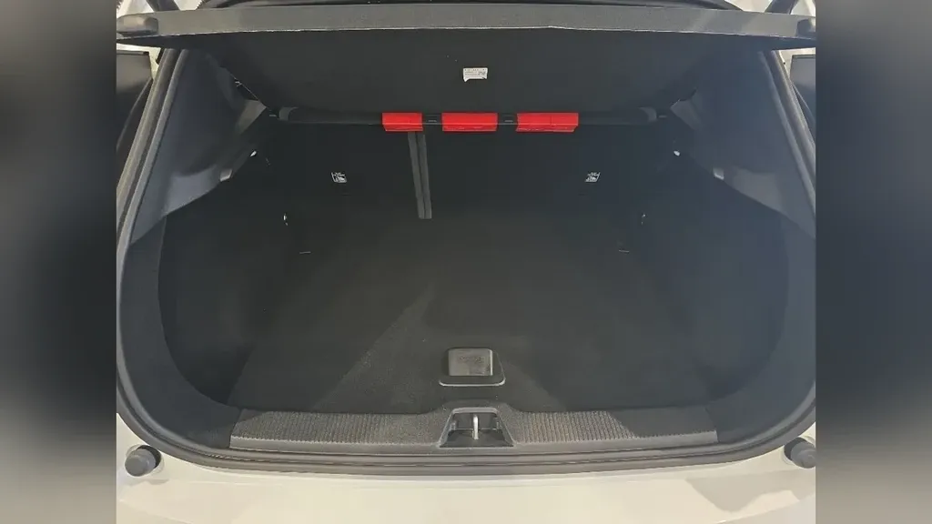 Volvo EX30 - Imagem 12