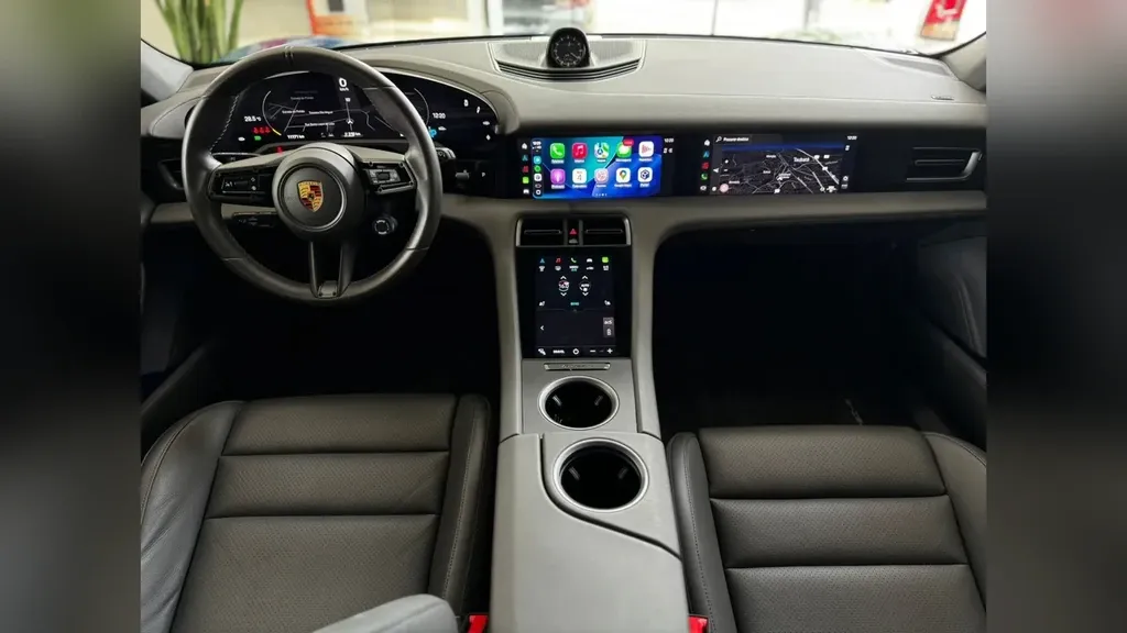 Porsche Taycan - Imagem 5