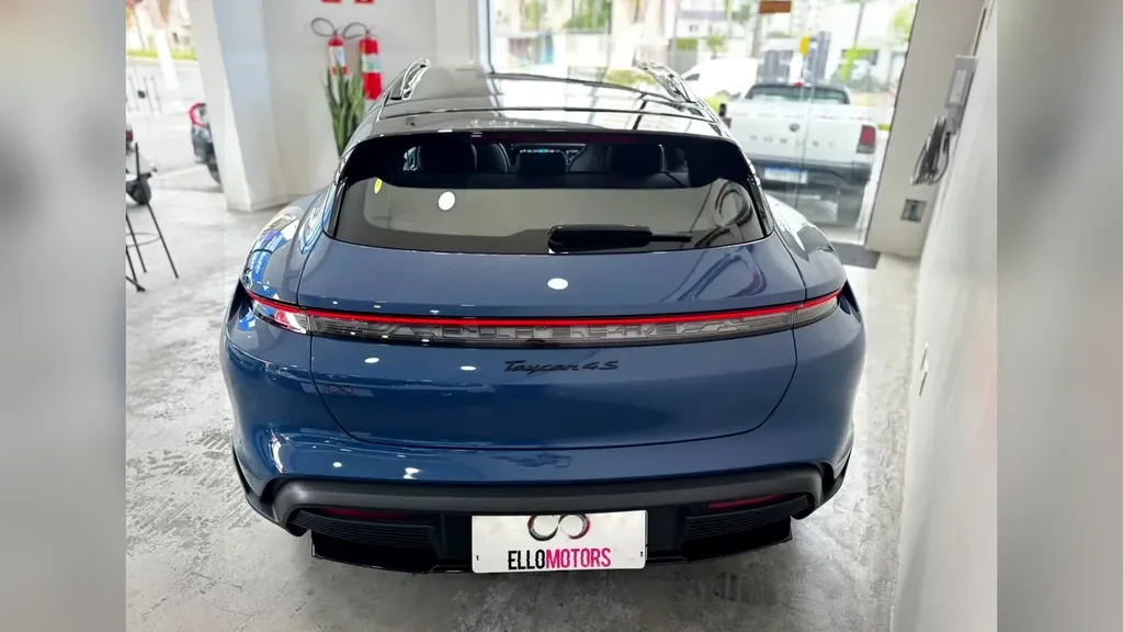 Porsche Taycan - Imagem 19