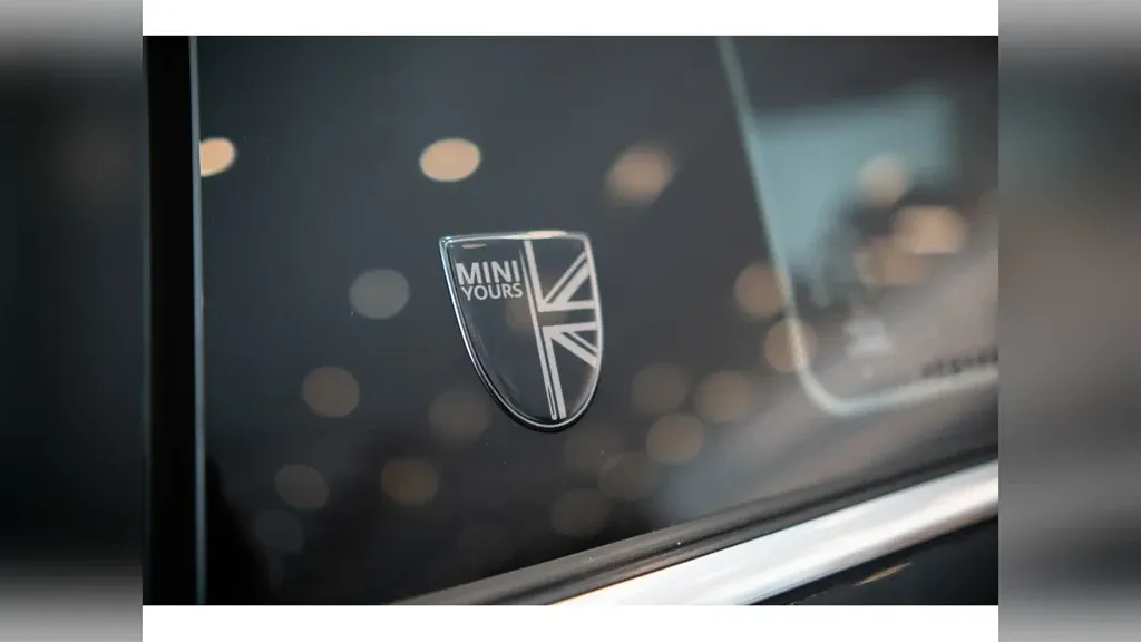 Mini Cooper SE - Imagem 11