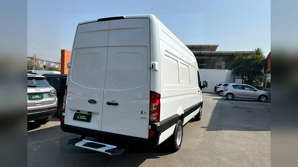 JAC Iev7s - Imagem 5