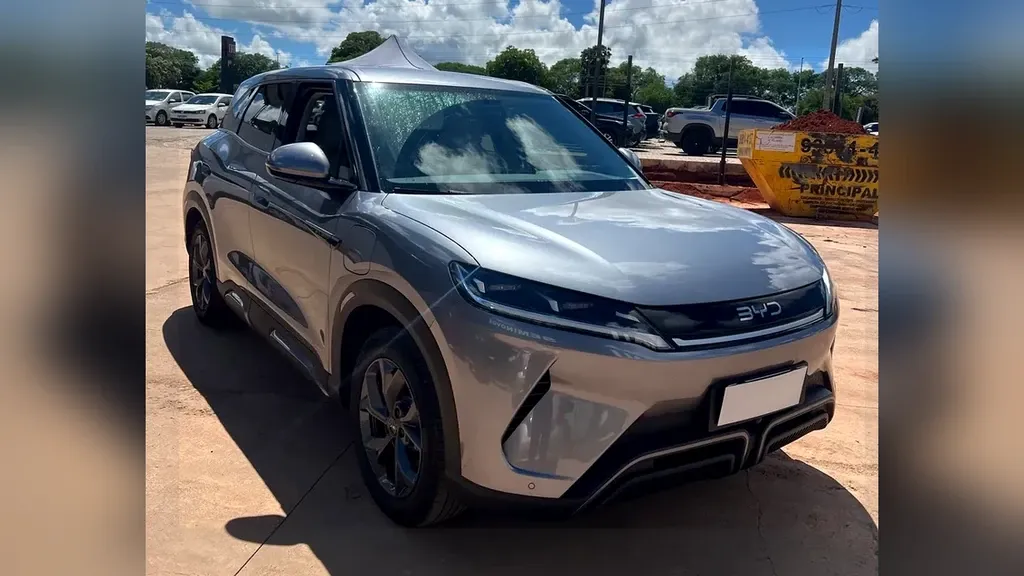 Foto de um byd yuan pro