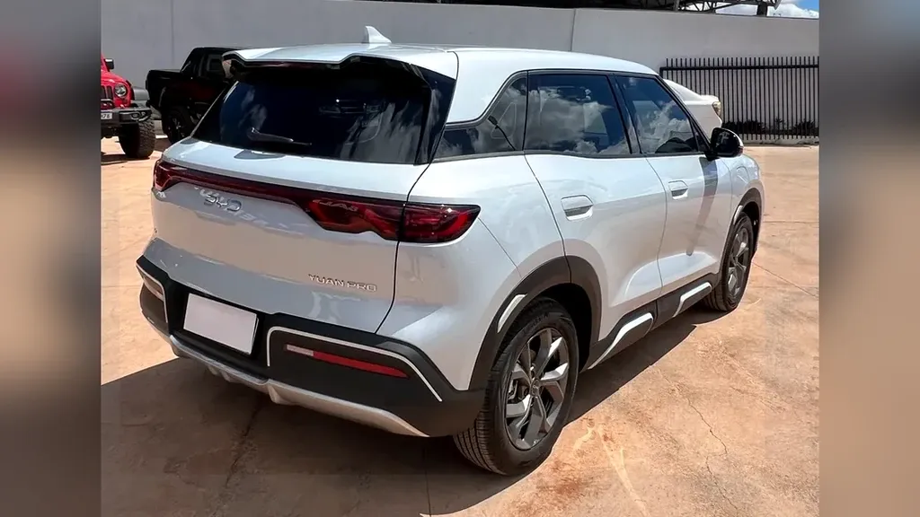 BYD Yuan Pro - Imagem 11