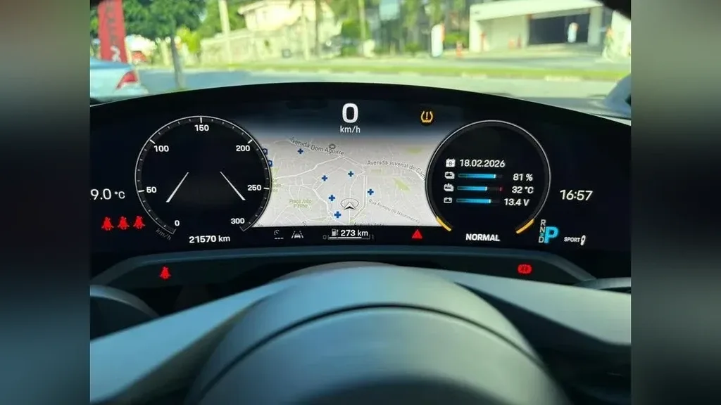 Porsche Taycan - Imagem 11