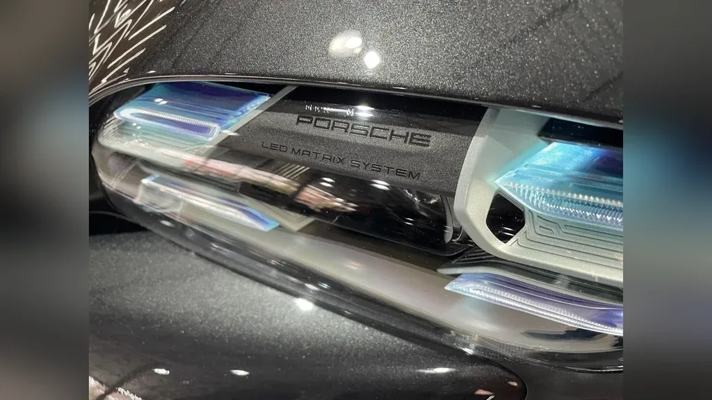 Porsche Taycan - Imagem 13